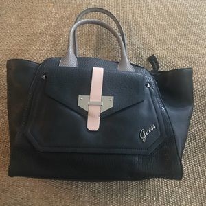 New guess bag